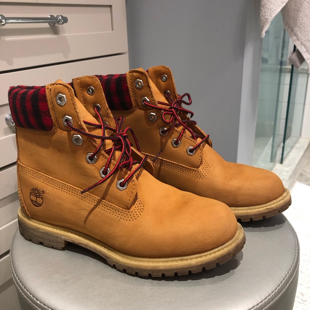 Women’s Timberland Boots - Size 7.5